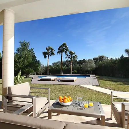 Modern Palmeras Villa Pollenca